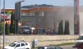 Incendiu la o benzinărie din Cluj. O persoană a murit, blocată în maşină
