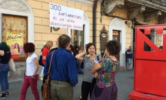 Cei mai aprigi susținători ai șefei DNA protestează din nou în centrul Clujului