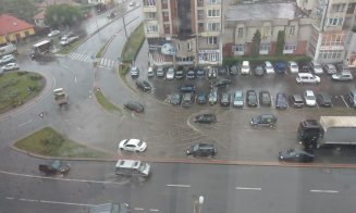 Clujul inundat. Bălţi imense în Zorilor, Mănăştur şi pe variante ce leagă cele două cartiere