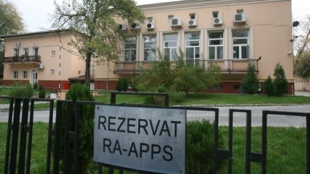 Vile de protocol gratuite pentru preşedinţii CCR, ÎCCJ, CSM şi Academiei Române