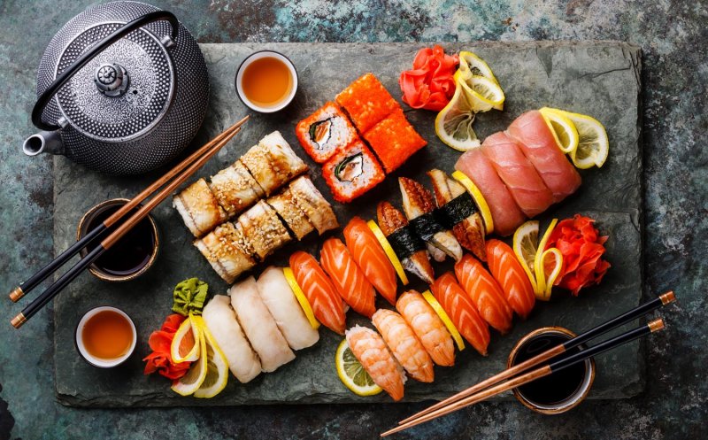 Dieta cu sushi, bogată în Omega 3, vitamine, minerale şi proteine