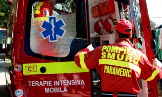 Tânăr ce lucra la reabilitarea cetăţii din Bologa, lovit de fulger. Pompierii l-au coborât de pe schelă pe o ploaie torenţială