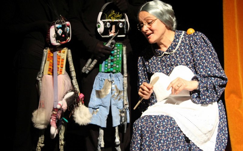 Teatrul „Puck” închide stagiunea cu o premieră neconvenţională