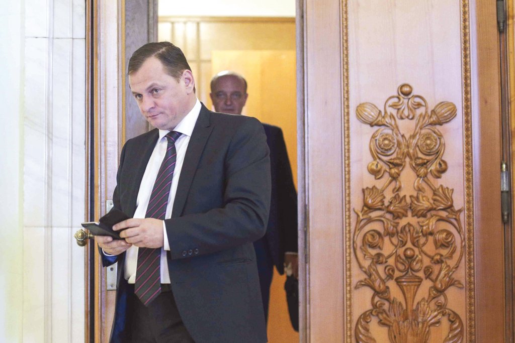 Gabriel Vlase, deputatul PSD propus de Iohannis pentru preluarea funcţiei de şef al SIE, despre susţinerea lui Liviu Dragnea: Fiecare s-a convins în felul lui