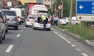 Accident în Dâmbul Rotund. Trei autovehicule au fost implicate