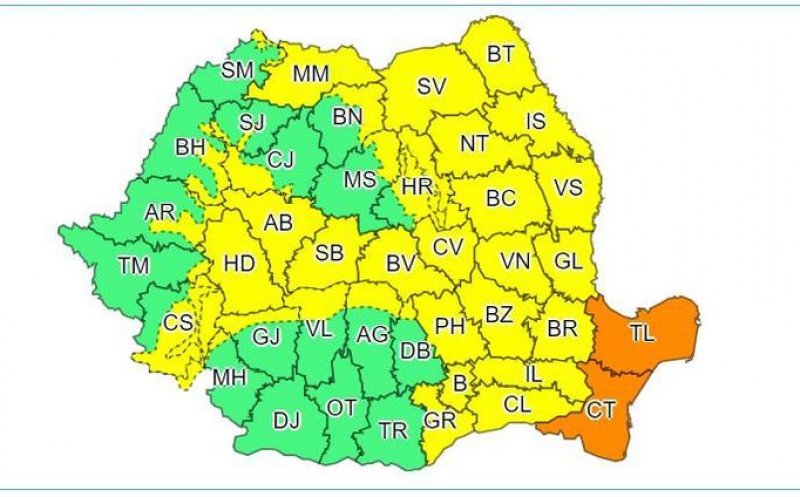 Meteorologii au prelungit avertizarea de vreme rea. Clujul, sub cod galben de ploi