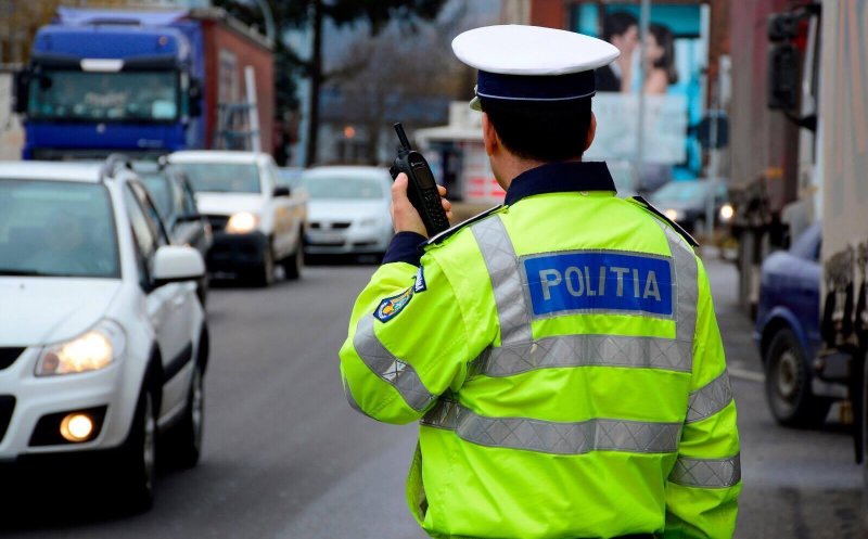 Polițiștii care nu l-au sancționat pe șoferul maşinii cu numerele  anti-PSD, cercetați