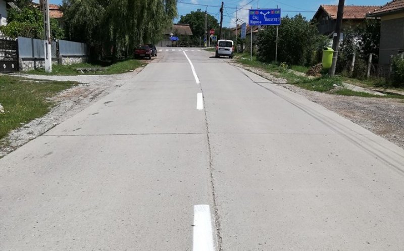 Lucrări de marcaje rutiere pe drumul Tureni - Lita