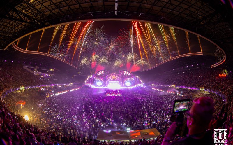 355.000 de persoane s-au distrat la Untold 2018
