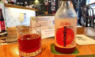 Kombucha It's Alive! Afacere de Cluj cu o băutură-elixir. Unde se vinde şi cât costă