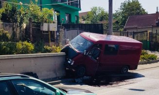 Telefonul mobil l-a băgat în spital. Accident grav în Cluj-Napoca