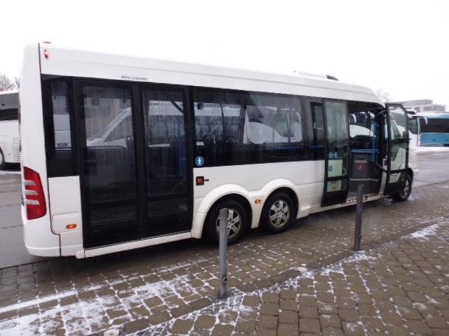 Cumpărăm autobuze și ”de lăudat”, și pe la spate. Achiziție de la firma unui afacerist dubios