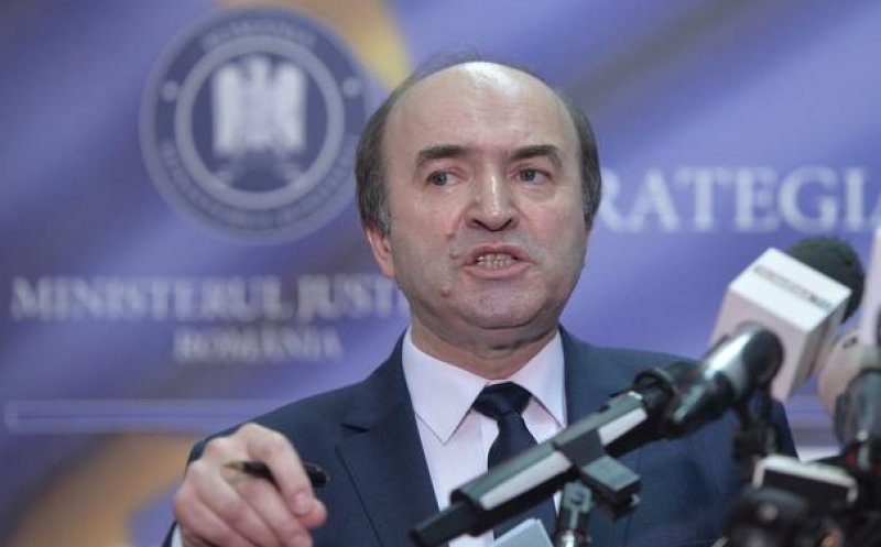 Ministrul Justiţiei, Tudorel Toader: Declanşez procedura legală de evaluare a activităţii procurorului general