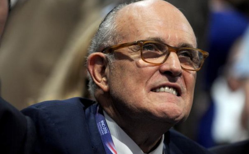 Giuliani spune că a fost plătit pentru a face lobby în România