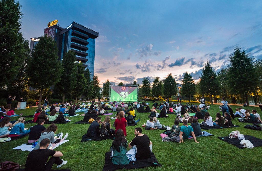 Movie Nights se mută la Central Park Wine Festival. Patru zile de cinema în aer liber, oferite de Iulius Mall