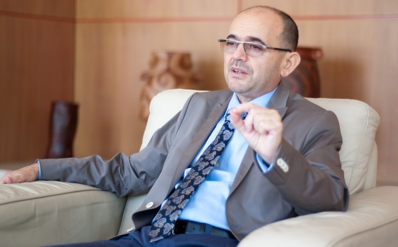 Nivelul provocărilor pe care sistemul nervos trebuie să le suporte, în continuă creştere. Ce spune neurologul clujean Dafin Mureşanu