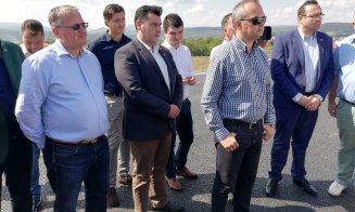 Desant PSD la podul ce trece autostrada peste Someş. Când va fi inaugurată autostrada "muzeu" de lângă Cluj