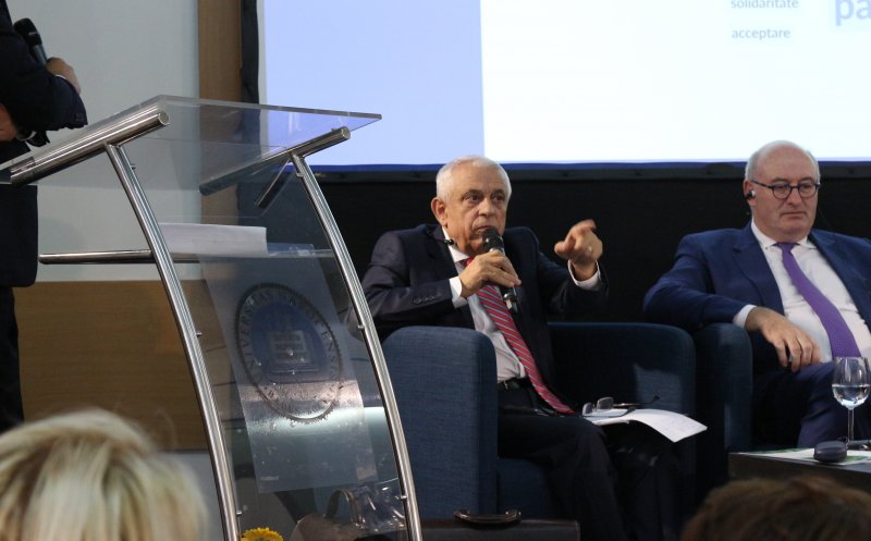 Ministrul agriculturii, promisiuni îndrăzneţe la Cluj: "În România nu se întrerupe creșterea porcilor în gospodării". 12 judeţe afectate de pesta porcină