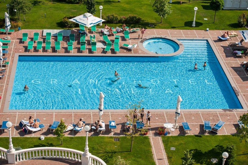 Hotelul Grand Italia își face club și centru spa