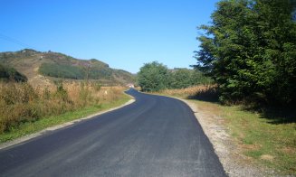 Au fost finalizate lucrările de întreţinere pe drumul judeţean Nireş – Valea Unguraşului