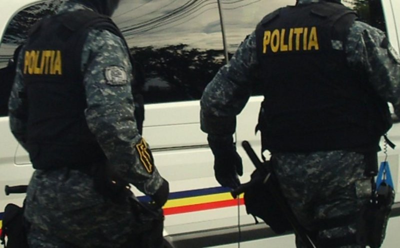 Razie de amploare la Pata Rât. Trei persoane au ajuns la poliţie