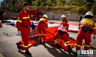 O aeronavă Spartan a transportat la Cluj 15 răniţi după "cutremur"