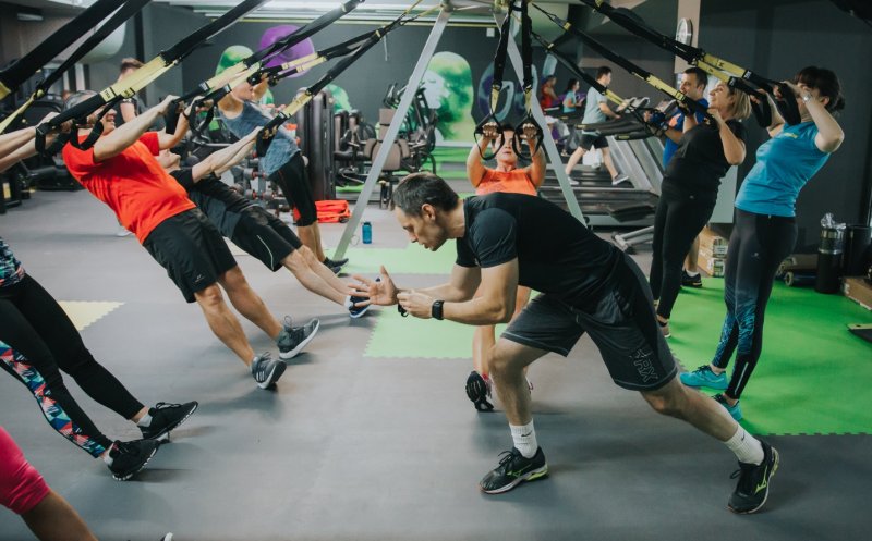 Metoda de antrenament a trupelor Navy Seal se practică și la Cluj