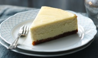 Desert de toamnă. Cheesecake cu pere