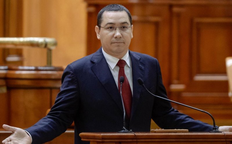 Victor Ponta, ales preşedinte al Pro România: "Un lider nu îşi foloseşte echipa sau partidul ca scut pentru el"
