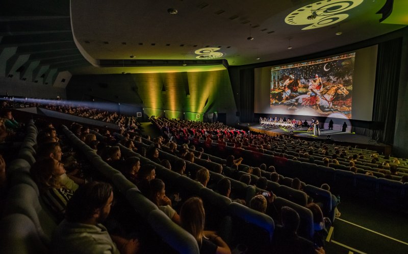 Comedy Cluj a adus zâmbete pe feţele a 10.000 de persoane. Stand-up, film şi teatru