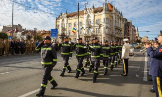 Ziua Armatei României. Defilări și torțe în centrul Clujului + Restricţii de circulaţie