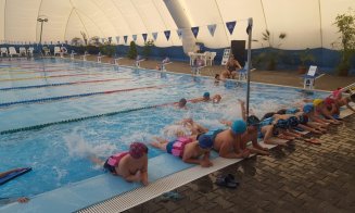 Proiect pilot la Cluj:  şedinţe gratuite de înot pentru elevii din ciclul primar