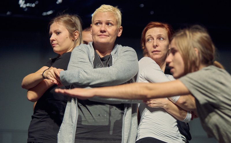 Premiera "Under Construction" la Teatrul Maghiar din Cluj