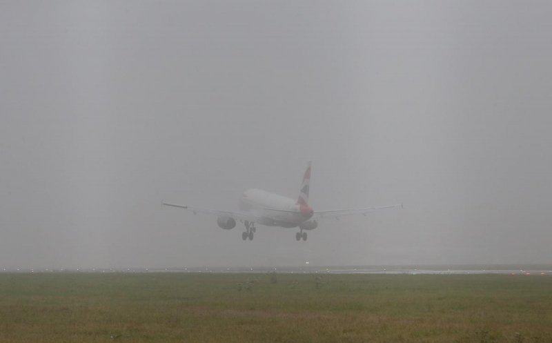 Ceaţă pe aeroportul din Cluj. Patru zboruri au întârzieri