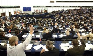 România este astăzi în vizorul UE. PE votează Rezoluţia privind statul de drept, iar CE publică raportul MCV după schimbările din justiţie