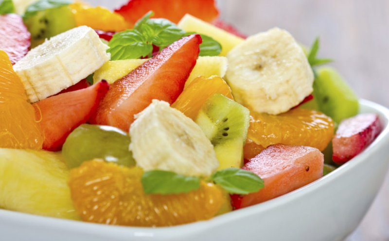 Salata de fructe pentru imunitate. Mic dejun gustos de iarnă