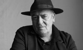 A murit cineastul italian Bernardo Bertolucci