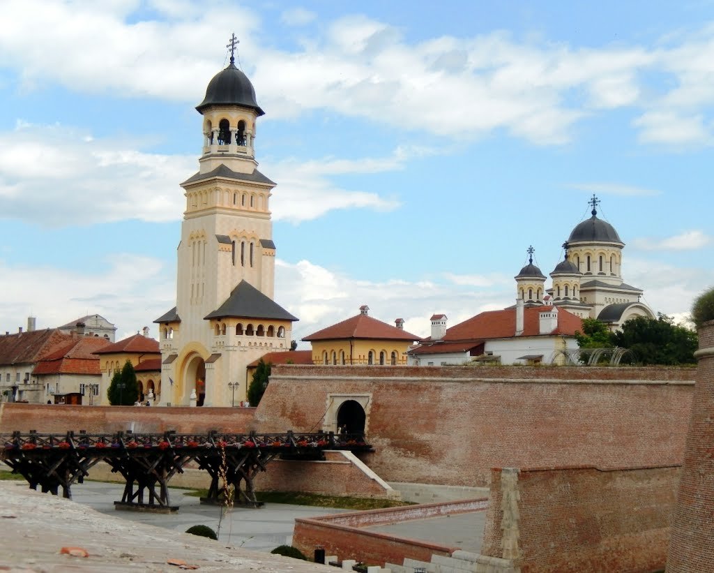 UNTOLD de Alba Iulia. Chirii astronomice de CENTENAR în "oraşul unirii"