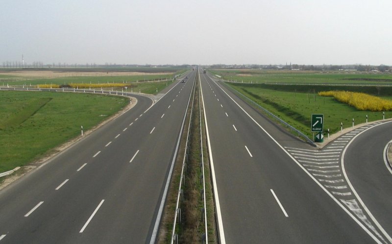 Klaus Iohannis va promulga legea privind realizarea Autostrăzii Iaşi-Târgu Mureş
