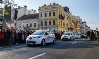 Poliţia Locală şi-a prezentat mașinile electrice la parada de 1 Decembrie