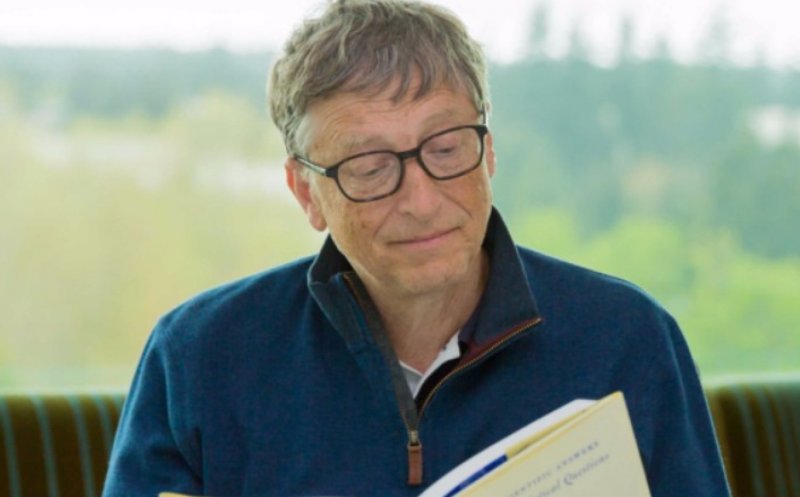 Lista lui Bill Gates. Cofondatorul Microsoft, despre cărţile preferate din 2018