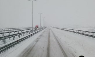 Încă o dimineață grea pentru șoferii clujeni. Deszăpezirile întârzie și astăzi