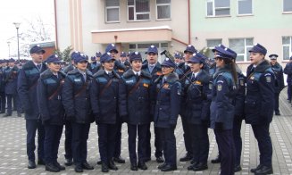 300 de viitori polițiști au depus jurământul la Cluj