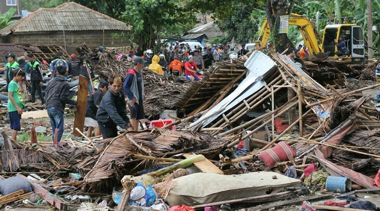 Aproape 1.000 de victime ale tsunami-ului din Indonezia. Cel puțin 168 de morți