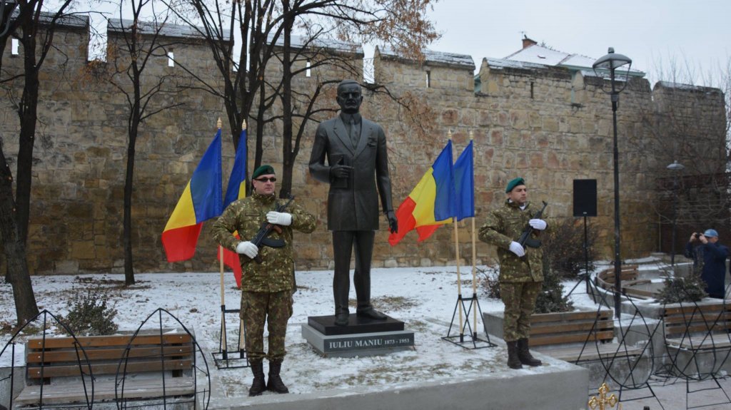 Iuliu Maniu are statuie la Cluj-Napoca