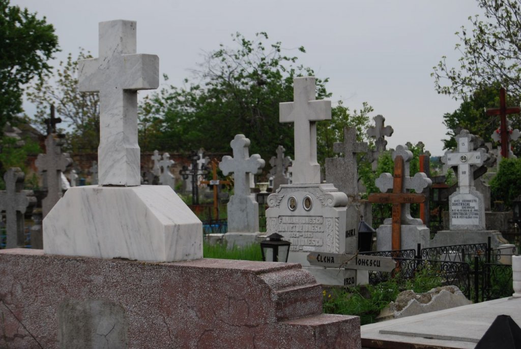 Licitaţie pentru modernizarea accesului spre noul cimitir al Clujului. Se vor face exproprieri