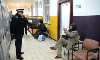 31 persoane fără adăpost, depistate la Cluj. Unde sunt centre de găzduire temporară şi la ce numere poţi suna