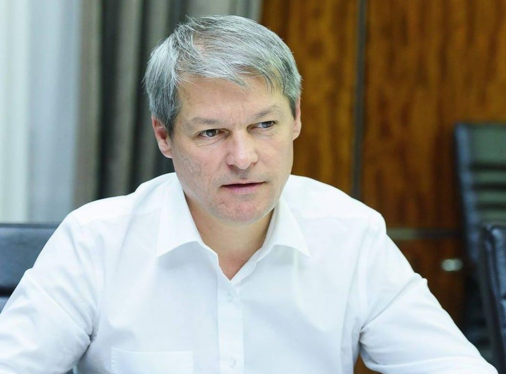 Dacian Cioloș: Candidez. A fost o decizie dificilă