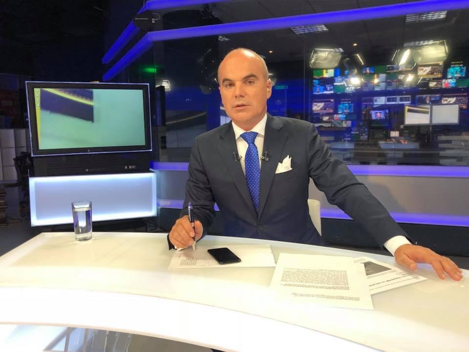 Rareș Bogdan, replică dură la adresa juniorului Dăncilă: "Ar trebui să înțeleagă că nu poate să se prezinte așa"