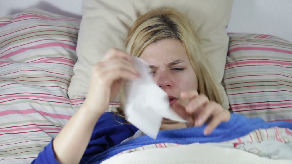 3 metode simple ca să te ții la distanță de gripe și răceli